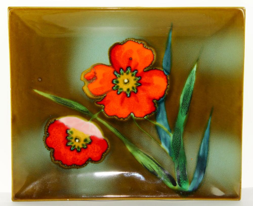 Stunning 'Poppy' Display Plate image