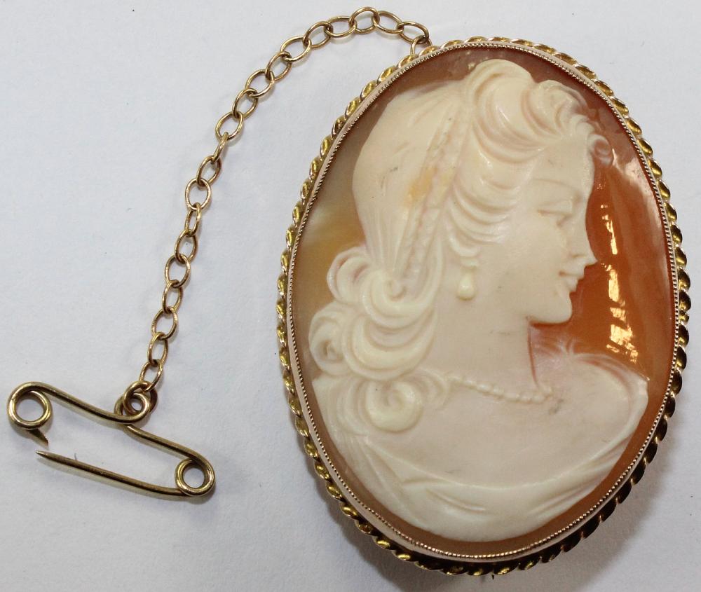 Antique Shell Cameo Brooch ... image