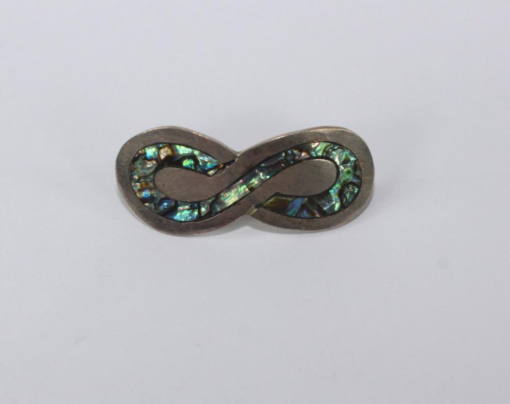 Paua Shell Brooch in Sterli... image