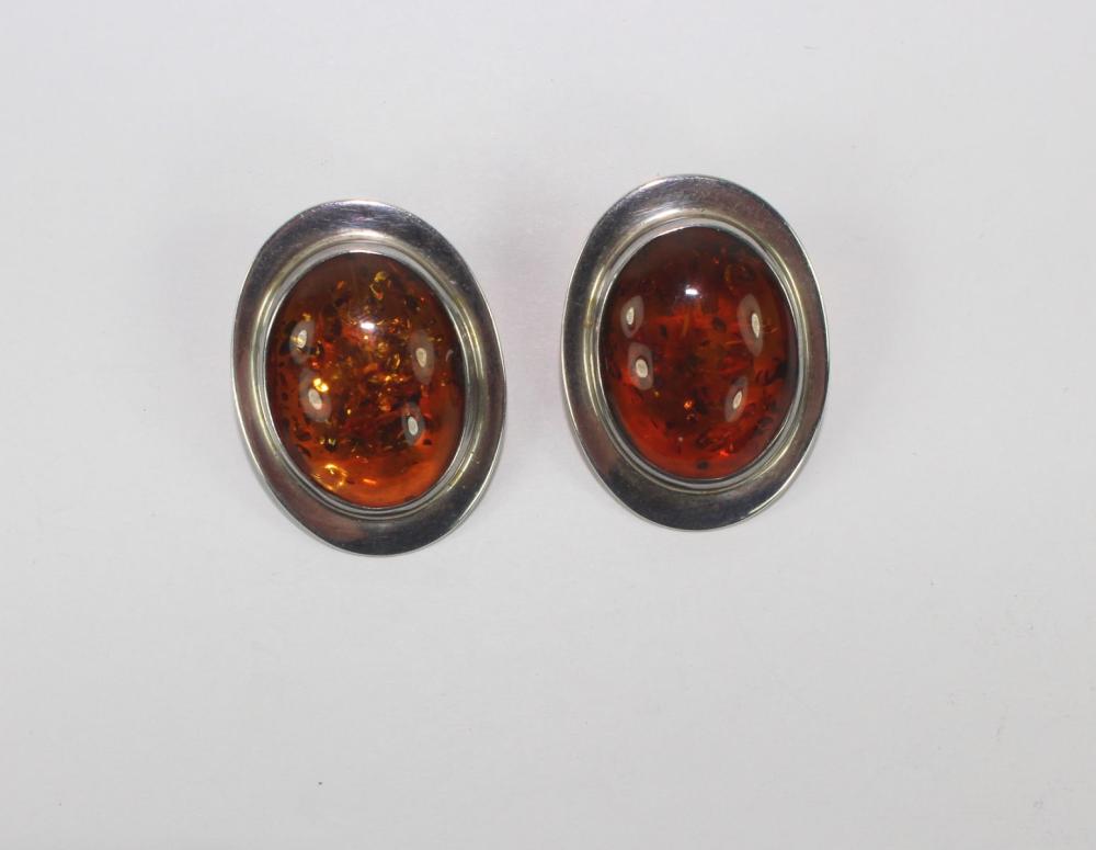 Amber Earrings in Oval Ster... image