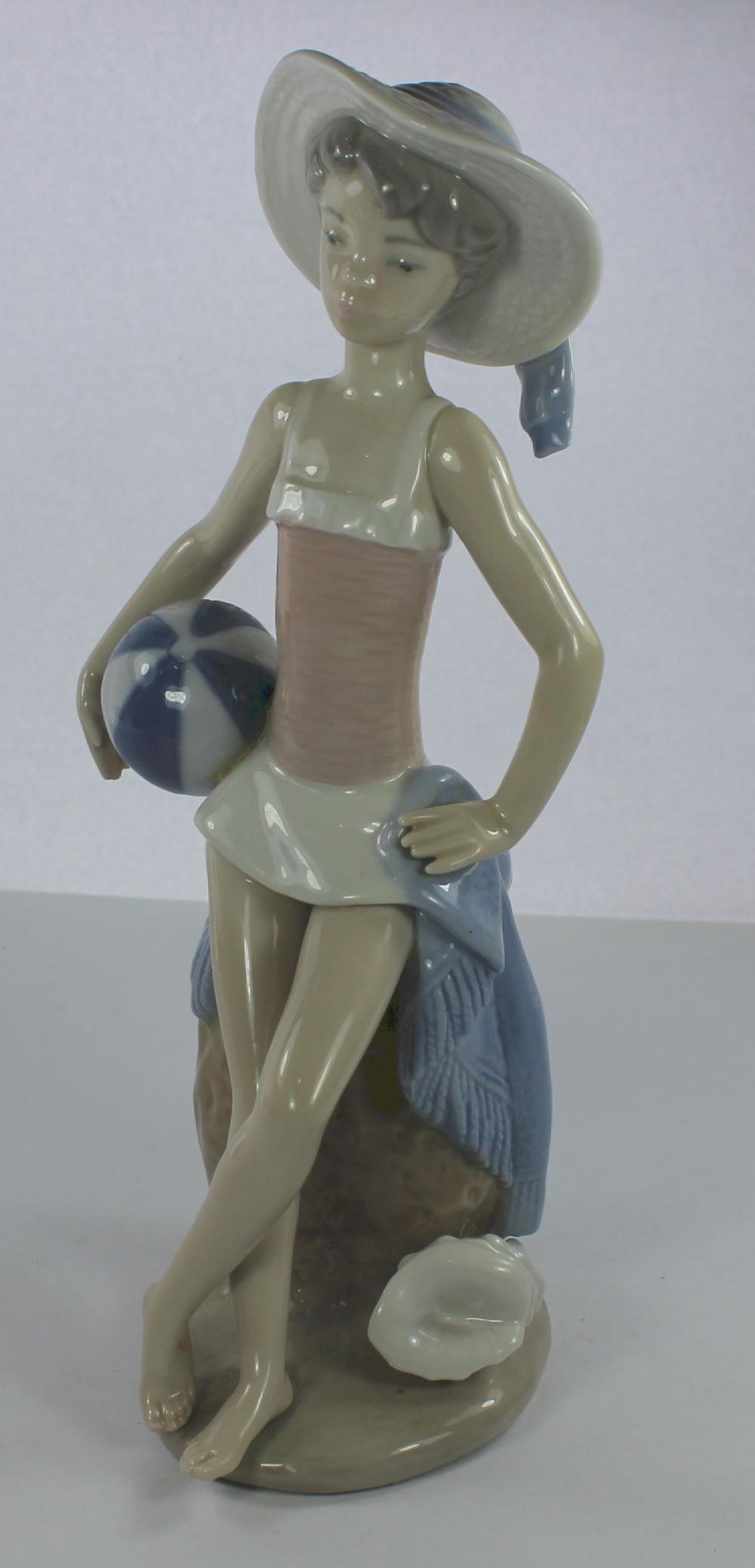 Lladro Figurine of a Beach ... image