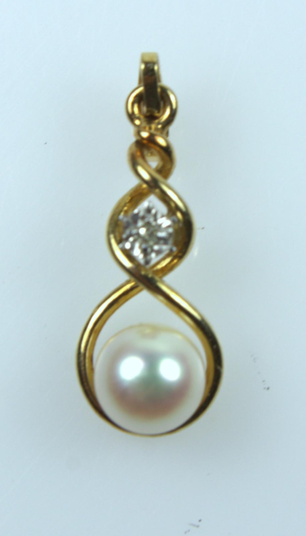 Pearl & Diamond Pendant in ... image