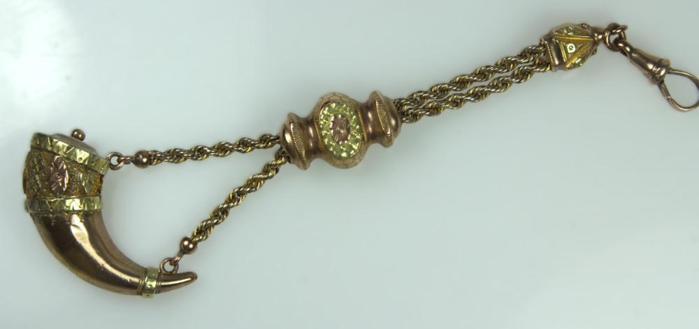 Antique Fob Pendant in 9ct ... image