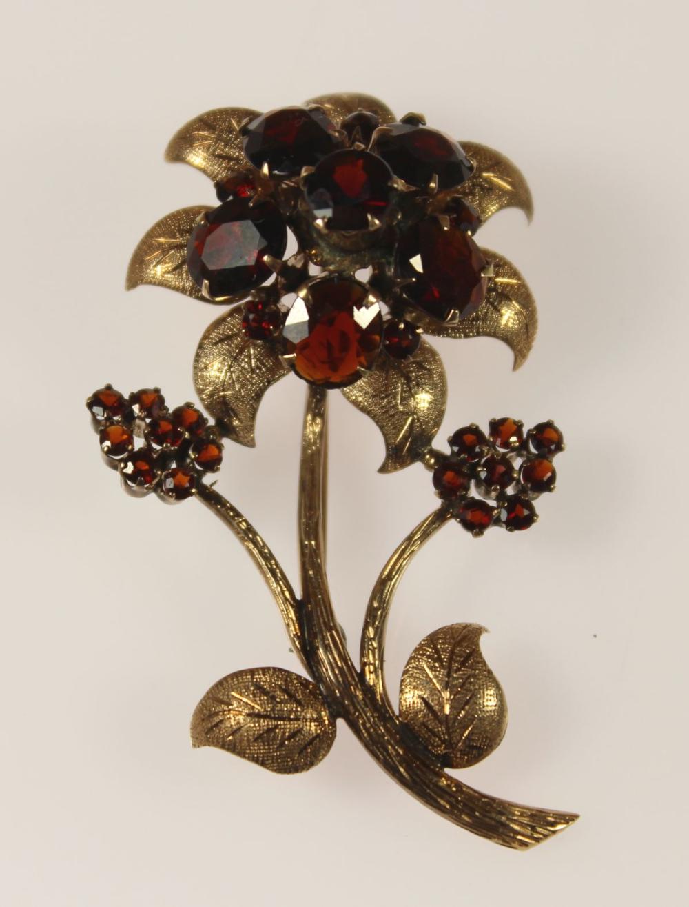 Exotic Red Crystal Floral B... image